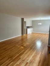 708 Cave Mill Rd in Bowling Green, KY - Building Photo - Building Photo