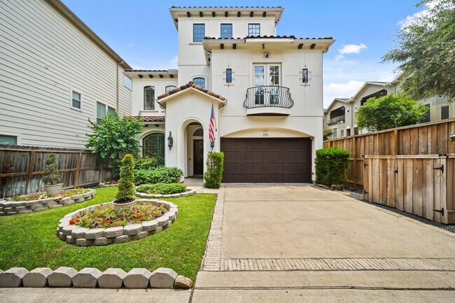 property at 124 Detering St