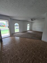 124 Eleventh St in Deer Park, TX - Building Photo - Building Photo