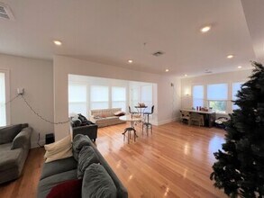 1778 Commonwealth Ave in Boston, MA - Building Photo - Building Photo