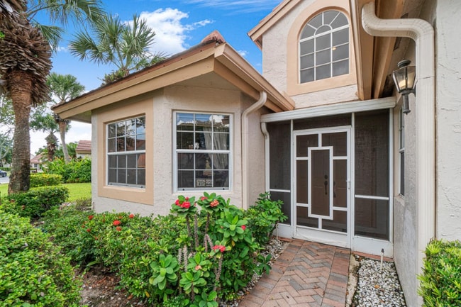 7922 Sandy Pointe Dr in Delray Beach, FL - Building Photo - Building Photo