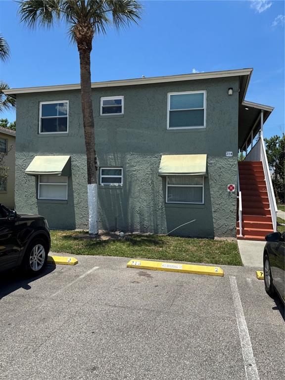 property at 718 Michigan Ct