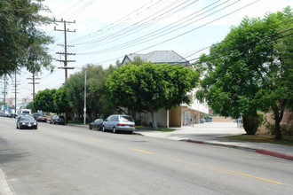 510 S Lake St in Burbank, CA - Building Photo - Building Photo