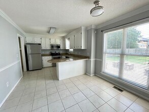 164 Shadeland Cir in West Columbia, SC - Building Photo - Building Photo