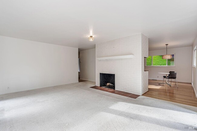 153 Willow Ave in Fairfax, CA - Building Photo - Building Photo