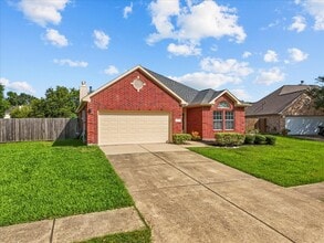 3421 Norma Ln in Pearland, TX - Building Photo - Building Photo