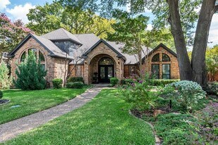 4215 Green Meadow E in Colleyville, TX - Building Photo