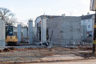 33-37 W Price St in Linden, NJ - Foto de edificio - Building Photo