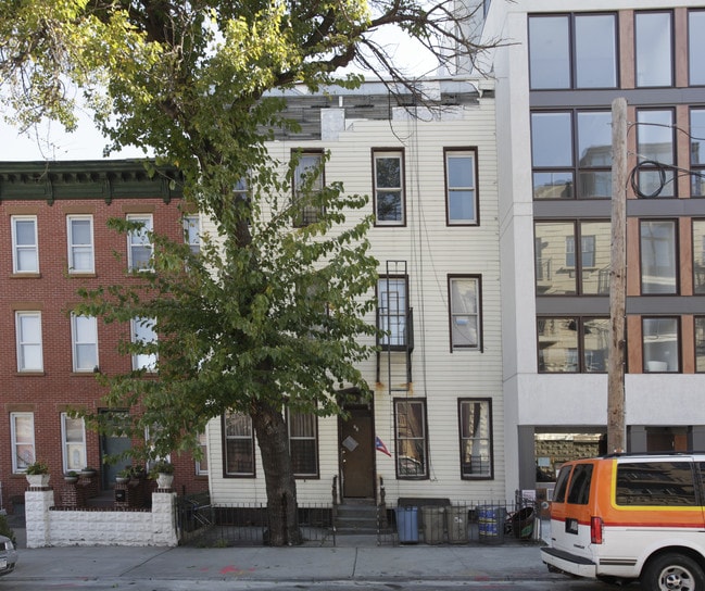 71 Grand Ave