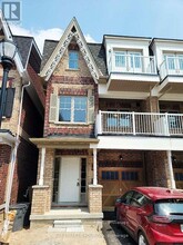 9560 Keele St in Vaughan, ON - Building Photo - Building Photo