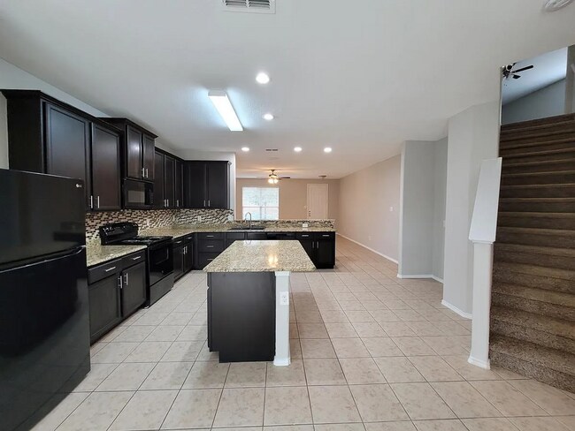 2200 Loreto Dr in Fort Worth, TX - Building Photo - Building Photo