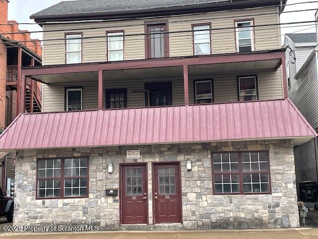 property at 517 Cedar Ave