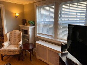 25 Morton Rd in Bryn Mawr, PA - Building Photo - Building Photo