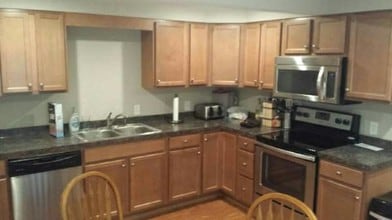 1047 Fyler Rd in Kirkville, NY - Building Photo - Building Photo