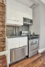 124 Ridge St in New York, NY - Building Photo - Building Photo