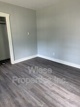 2328 S 10th St in Springfield, IL - Building Photo - Building Photo