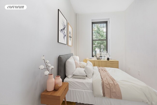 property at 532 E 82nd St