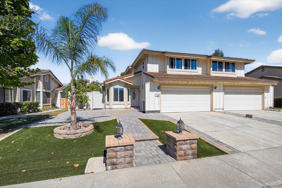 9536 Bayamon Rd in San Diego, CA - Building Photo