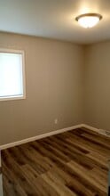 245 12th St, Unit 2B in Silvis, IL - Building Photo - Building Photo