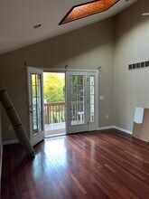 545 Hulmeville Rd, Unit in law suite in Langhorne, PA - Foto de edificio - Building Photo