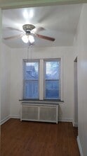 1720 W 76th St, Unit 201 in Chicago, IL - Building Photo - Building Photo