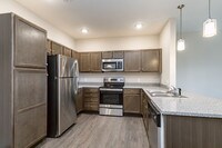 Great Kitchens! - Blackhawk Apartamentos in Spring Hill, Kansas
