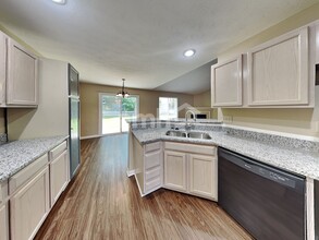 545 Foxglove Ct in Maineville, OH - Building Photo - Building Photo
