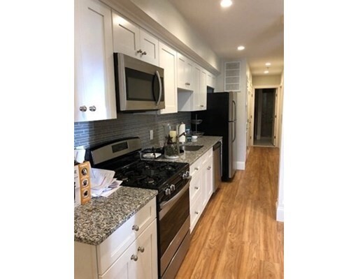 604 Dorchester Ave-Unit -B in Boston, MA - Building Photo