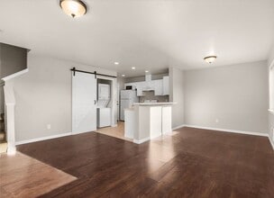 3508 S 45th St in Tacoma, WA - Building Photo - Building Photo