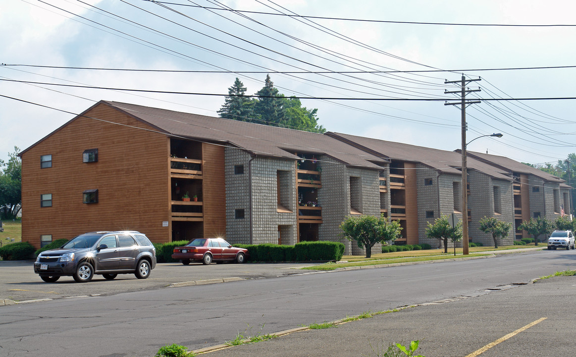 Park Terrace in Endicott, NY - Building Photo