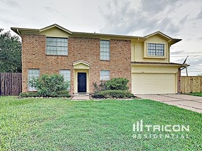 5343 Kent Dr in Pasadena, TX - Building Photo - Building Photo