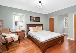 149 Clarence Rd in Scarsdale, NY - Building Photo - Building Photo