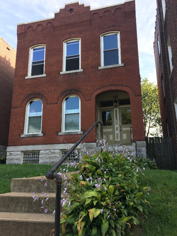 property at 3884 Juniata St