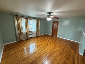 32 Bayley Ave in Yonkers, NY - Building Photo - Building Photo