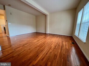 10168 Elgin Way in Linton Hall, VA - Building Photo - Building Photo