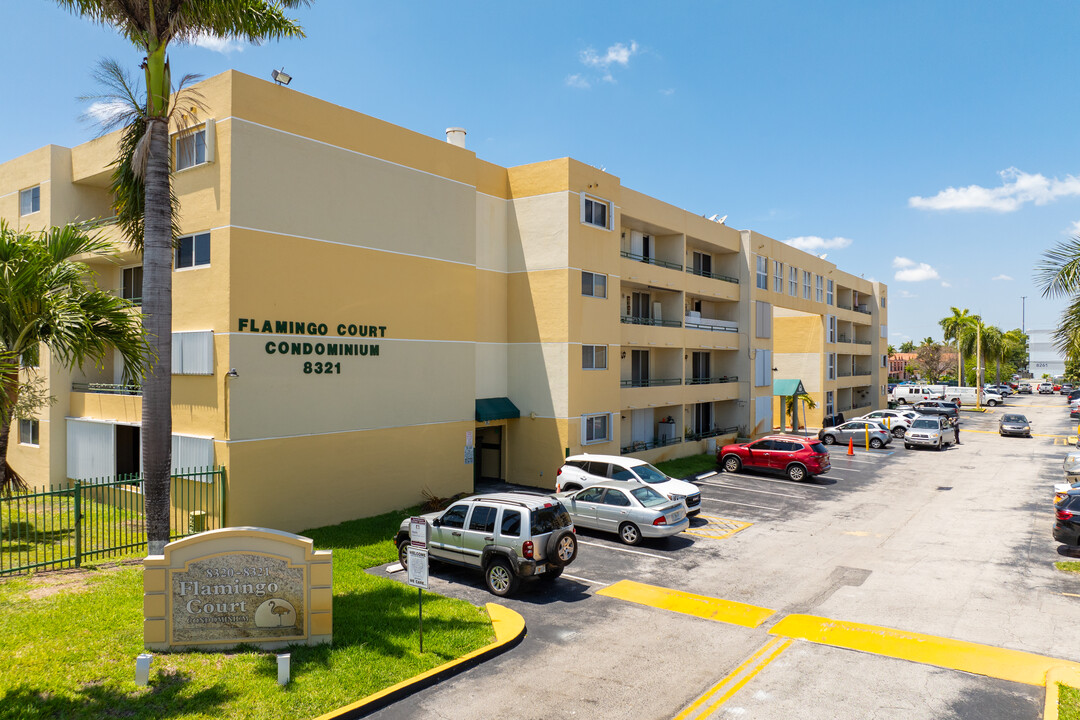 Flamingo Court in Miami, FL - Foto de edificio