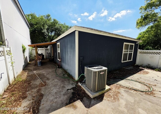 5671 Ellis Trace Dr in Jacksonville, FL - Building Photo - Building Photo