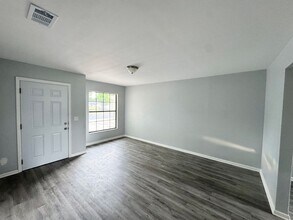 526 Montana Ave in Lakeland, FL - Building Photo - Building Photo