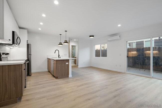 property at 2101 Dale St