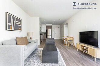 2280 W El Camino Real in Mountain View, CA - Building Photo - Building Photo