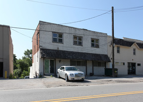 1127 Merriam Ln in Kansas City, KS - Building Photo