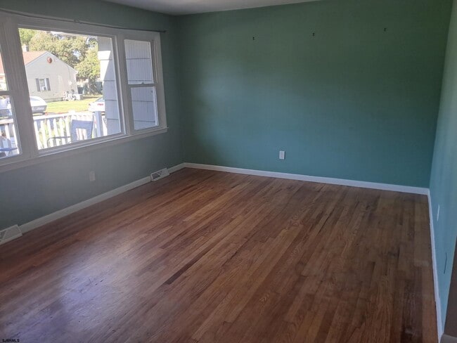 405 Park Ln in Northfield, NJ - Building Photo - Building Photo