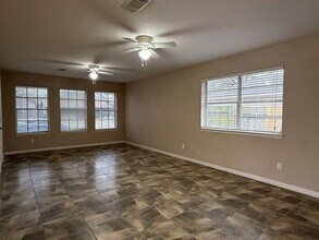 3 Bed, 2 Bath in Southwood Valley for August Move In! in College Station, TX - Building Photo - Building Photo