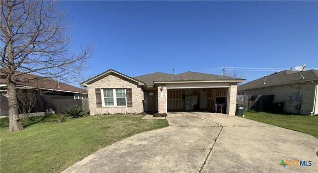 property at 1120 Ascot St