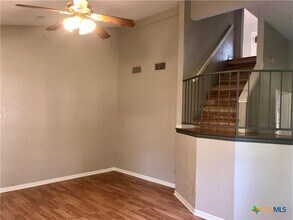 615 Burleson St in San Marcos, TX - Building Photo - Building Photo