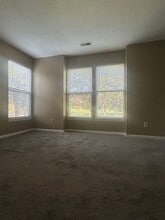 9605 Vinca Cir-Unit -Room 1 in Charlotte, NC - Building Photo - Building Photo