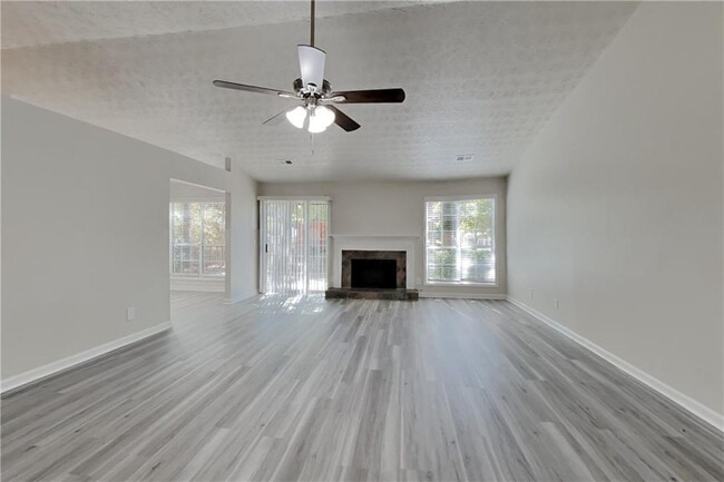 3472 Erin Glen NW in Kennesaw, GA - Building Photo - Building Photo