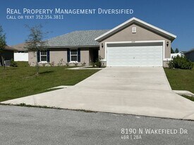 8190 N Wakefield Dr in Citrus Springs, FL - Building Photo