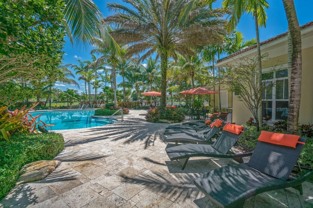 Solero at Plantation Apartments in Plantation, FL