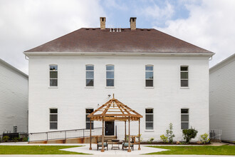 The Schoolhouse Apartments in Cary, IL - Building Photo - Building Photo